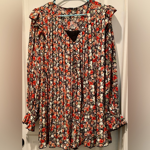 NWT Revolve | Endless Rose Pleated Floral Romper Ruffled w Bishop Sleeves CL3 - Picture 4 of 12